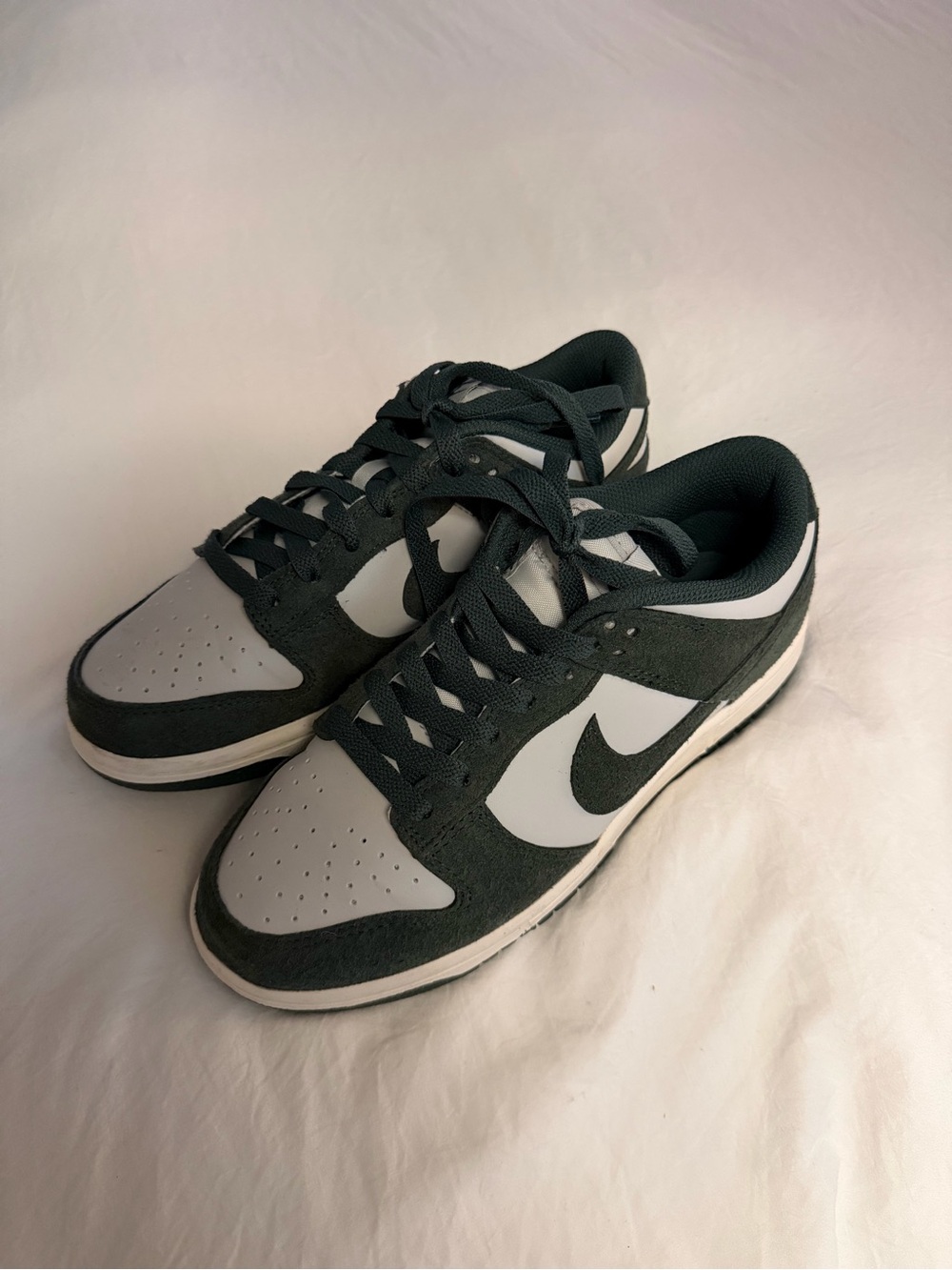 Nike Women's Low-Top Sneakers in Dark Green and White